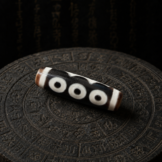Five-Eye Dzi Bead