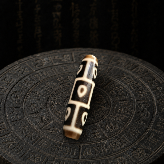 Nine-Eye Dzi Bead