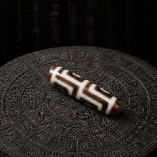 Four-Eye Dzi Bead